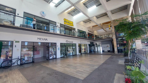 Local En Venta Plaza Algeciras, Arbide, León, Gto