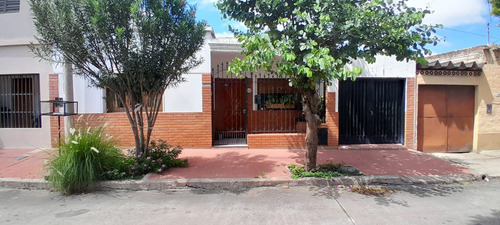 Venta Casa 2 Dormitorios Lomas De San Martin