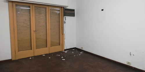 Imagen 10 de 14 de Excelente Propiedad En Block En La Tablada Sobre Crovara