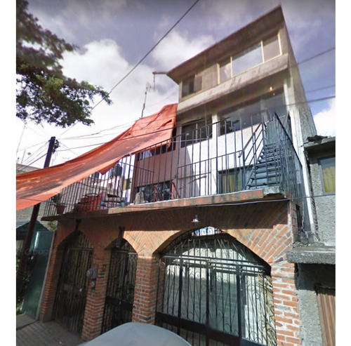 Casa En Remate En C. 2 De Octubre, Fg-513