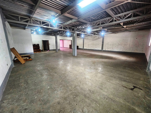 Planta Industrial O Deposito En Alquiler En Los Dos Caminos