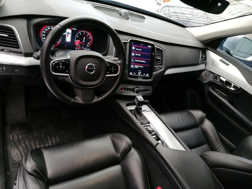 Volvo Xc90 Momentum 2017 Plata