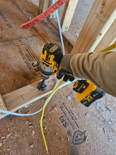 Dewalt Taladro Percutor Dcd1007b 20v Max Xr' Anti-rotación