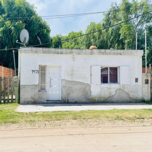 Casa En Santa Teresita