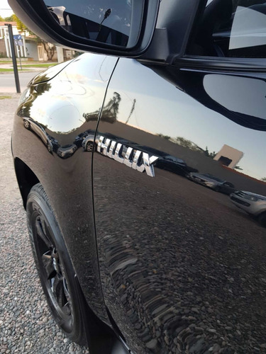 Toyota Hilux 2.8 Cd Srv 177cv 4x2 2017