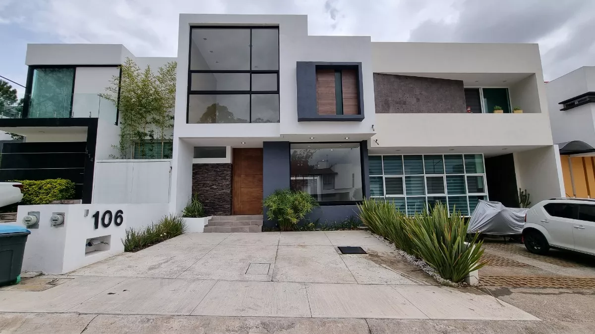 Venta De Preciosa Casa Totalmente Nueva En Vistas De Altozano En Morelia Michoacán