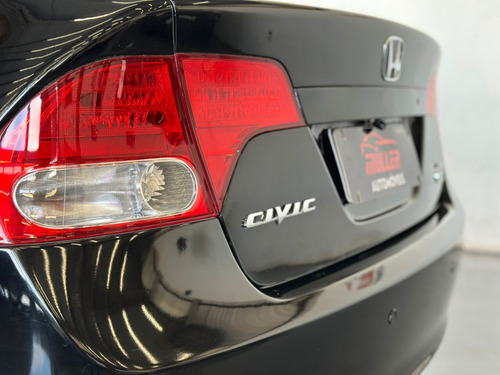 Honda Civic 1.8 LXS 16V FLEX 4P MANUAL
