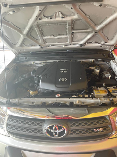 Toyota SW4 4.0 V6 Srv 7l 4x4 Aut. 5p