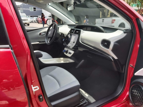 Imagen 10 de 15 de Toyota Prius 2018 1.8 Base Cvt
