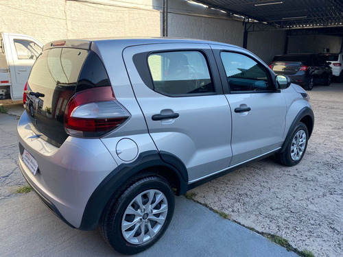 Imagem 8 de 9 de Fiat Mobi 1.0 4p Flex Evo Like
