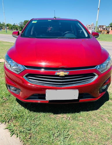 Imagen 1 de 11 de Chevrolet Onix