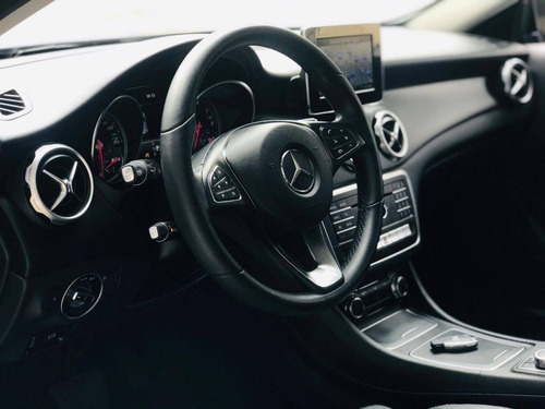 Mercedes-benz Gla 200 1.6 Cgi Flex Style 7g-dct