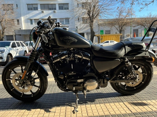 Imagen 2 de 7 de Harley Davidson 883