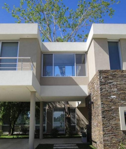 Imagen 5 de 19 de Excelente Casa A La Laguna