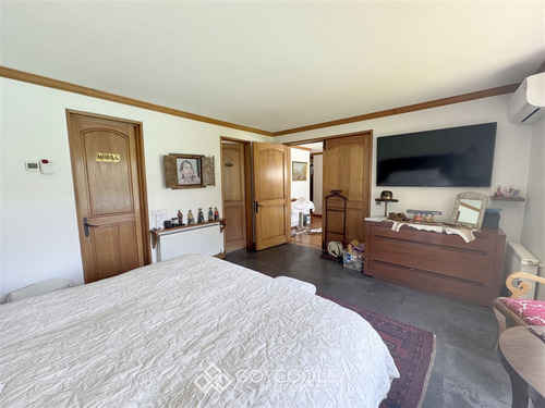Casa En Arriendo De 5 Dorm. En Las Condes
