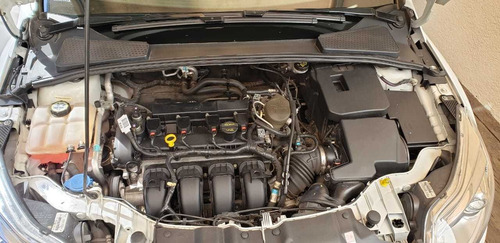 Ford Focus 4p 2.0l At Titanium