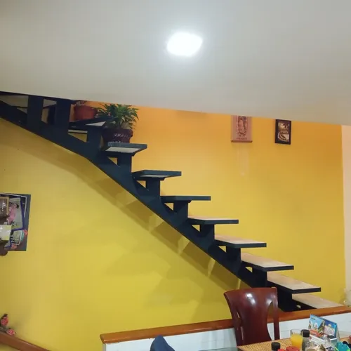 Venta Casa 4 Pisos Unifamiliar Excelente Ubicación Y Estado.