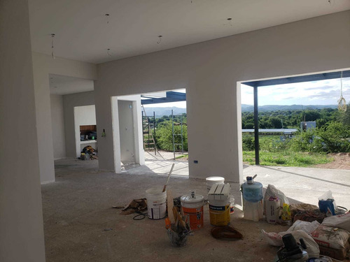Imagen 12 de 24 de Casa En Venta El Terrón Mendiolaza