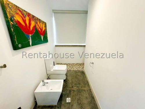 Casa En Venta Urb. Cerro Verde, Caracas. 25-7062 Yf