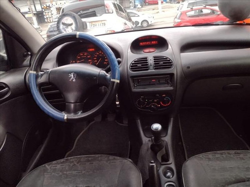 Imagem 9 de 10 de Peugeot 206 1.4 Feline 8v