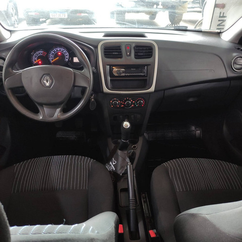 Imagem 5 de 9 de Renault Sandero 1.0 Authentique 16v Flex 4p Manual