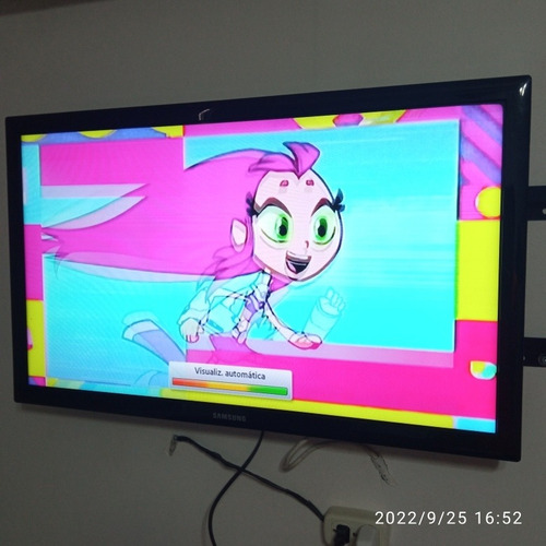 Imagen 2 de 5 de Tv Samsung Led 32 Pulgadas Un32d4003bg