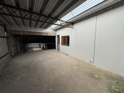 Galpón En Alquiler - 500m2 - Avellaneda