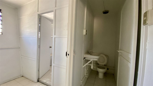 Local Comercial En Arriendo En Recoleta