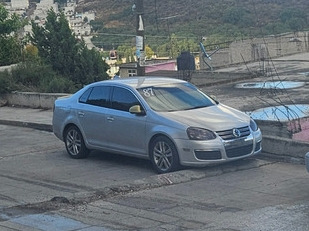 Bora 1.9 Tdi, Transmisión Manual, Asientos De Piel