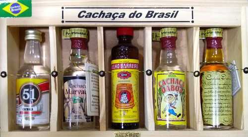 Imagem 1 de 2 de Kit 5 Cachaças Do Brasil 50ml Na Caixa Souvenir Artesanato