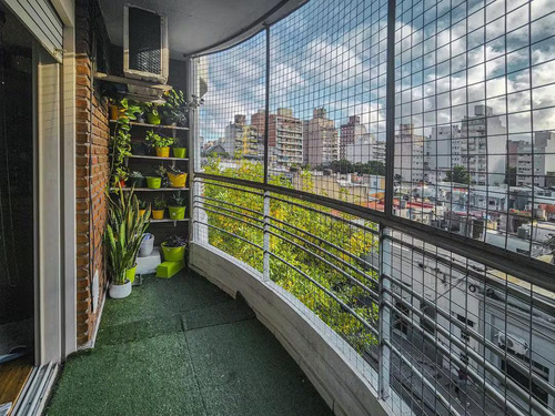Departamento En Venta 2 Dormitorios Balcon Centro Rosario