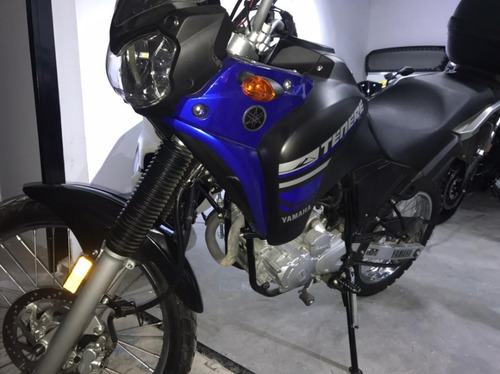 Moto Yamaha Tenere 250 2018