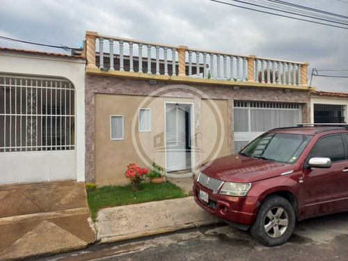 Hermosa Casa En Urb. Casiquiare, Cagua. 010jsc