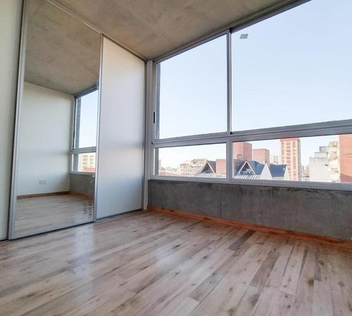 Imagen 7 de 13 de Semipiso 2 Amb A Estrenar - Balcón Con Parrilla
