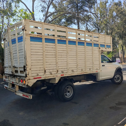 RAM 4000 5.7 Chasis Cabina P 4x2 Mt