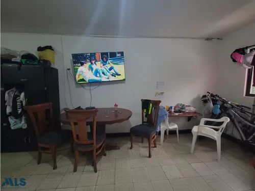 Apartamento Segundo Piso En Aranjuez, Medellín(mls#248482)