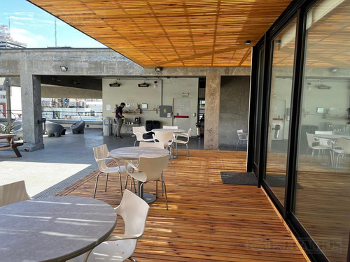 Oficinas En Impecable Estado