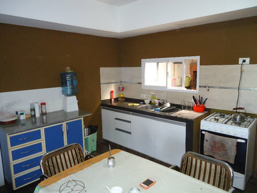Imagen 3 de 8 de Duplex En Venta En Ituzaingo Norte
