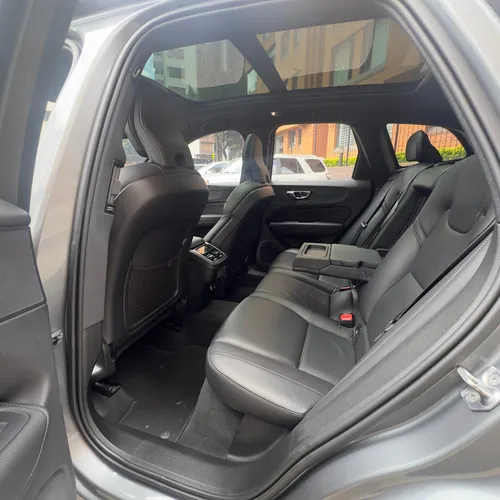 Volvo XC60 XC60 T5 Awd Momentum Blindaje 2 Plus At 2.0 Cc