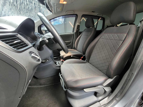 Volkswagen Fox 1.6 16v Msi Highline Total Flex I-motion 5p