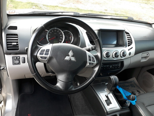 Mitsubishi L200 3.2 Triton Hpe Cab. Dupla 4x4 Aut. 4p 2015