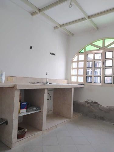 Imagen 6 de 14 de En Venta Galpón Ubicado En La Macarena Sur Los Teques 270