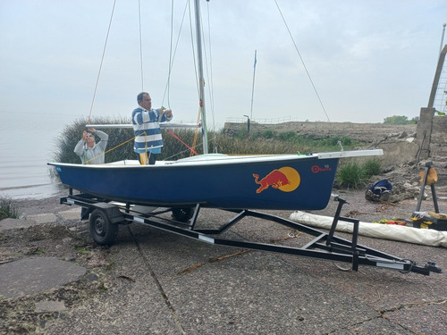 Imagen 3 de 22 de Velero Nuevo A Estrenar Dserra 16 Con Velas Mayor Y Foque.