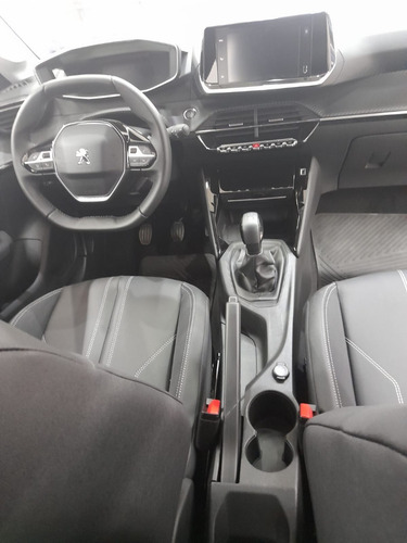 Imagen 8 de 15 de Peugeot 208 1.6 Allure Tiptronic