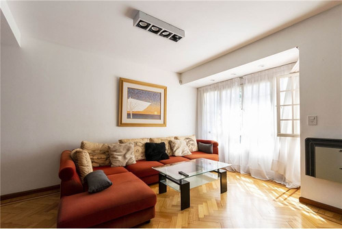 Venta Casa Triplex 4 Amb. Pileta Y Cocheras