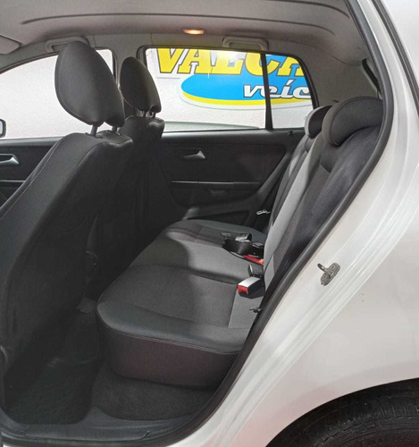 Imagem 6 de 8 de Volkswagen Fox Prime 1.6 8v (flex)