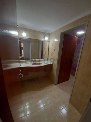 Departamento En Venta En El Centro De Rafaela