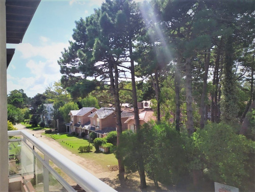 Imagen 26 de 30 de Departamento En Venta En Pinamar 3 Ambientes