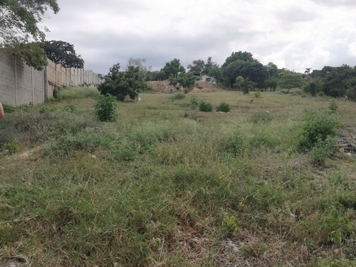 En Venta Terreno En Lomas Tabure, Cabudare. Lara. Nv