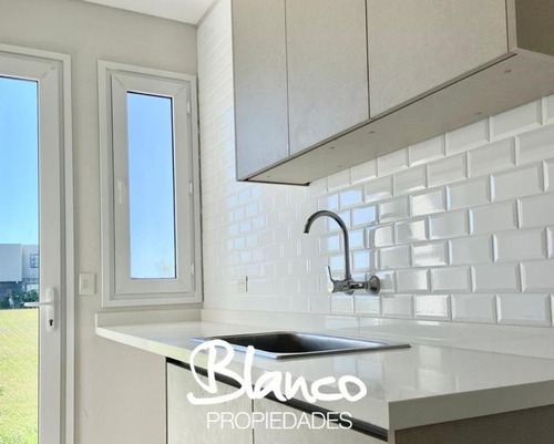 A Estrenar! Espectacular Casa, En Venta, En El Barrio Virazon - Nordelta